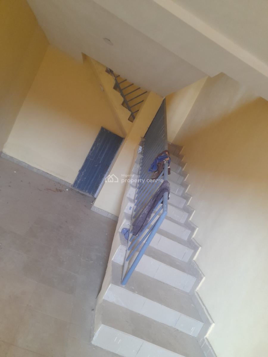 90sqm of Warehouse, Fo1 Layout, Kubwa, Abuja, Warehouse for Rent