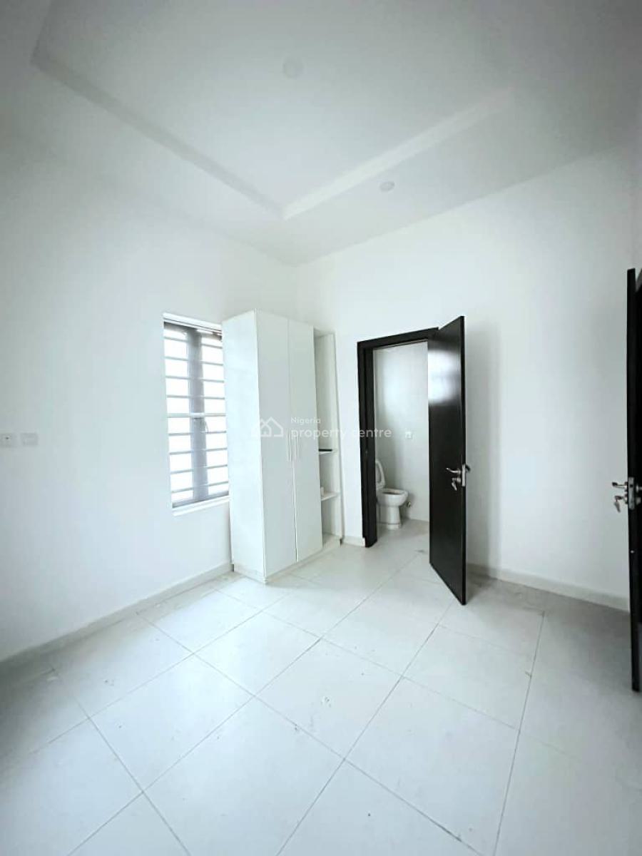 Well-built Spacious  4-bedroom Semi-detached Duplex, Orchid Road, Lekki, Lagos, Semi-detached Duplex for Sale