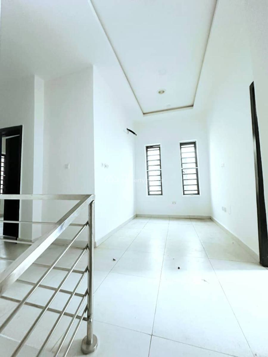 Well-built Spacious  4-bedroom Semi-detached Duplex, Orchid Road, Lekki, Lagos, Semi-detached Duplex for Sale