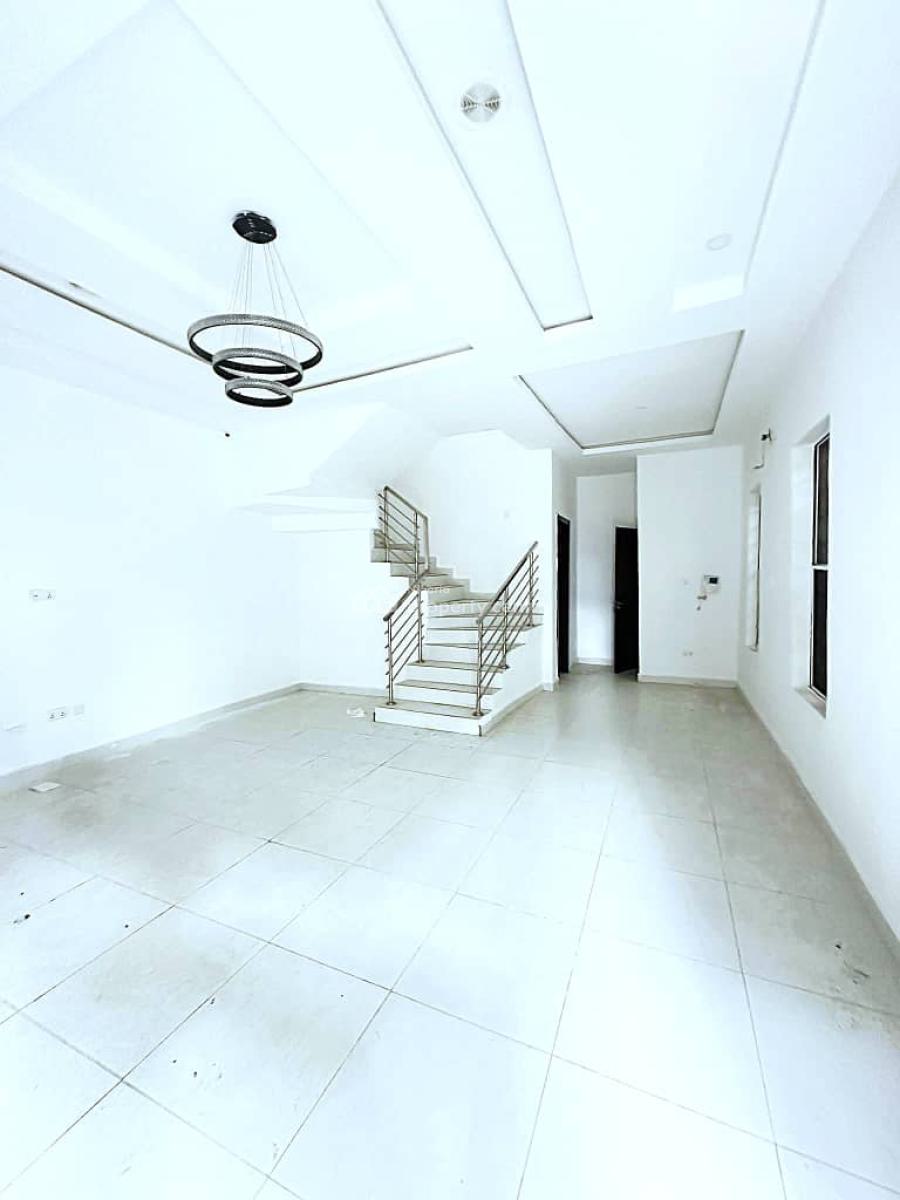 Well-built Spacious  4-bedroom Semi-detached Duplex, Orchid Road, Lekki, Lagos, Semi-detached Duplex for Sale