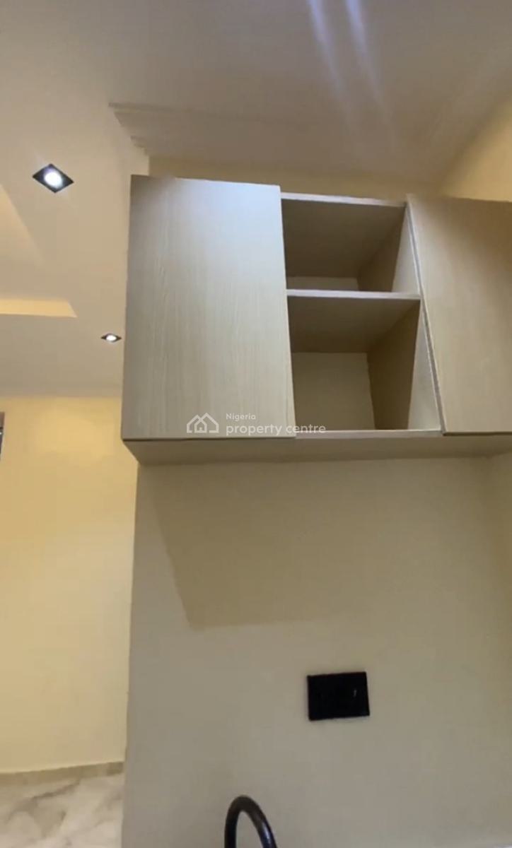 Compact Studio Apartment -upstairs - { Video Available}, Bera Estate Chevron, Lekki, Lagos, Self Contain (single Rooms) for Rent