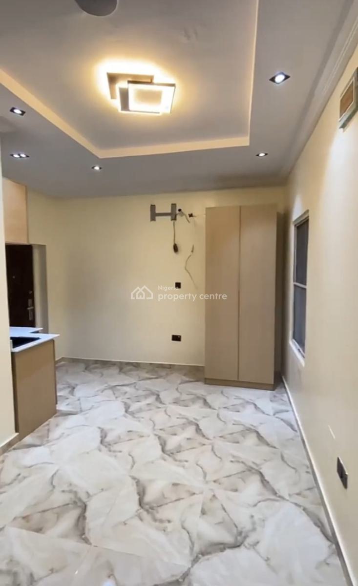 Compact Studio Apartment -upstairs - { Video Available}, Bera Estate Chevron, Lekki, Lagos, Self Contain (single Rooms) for Rent