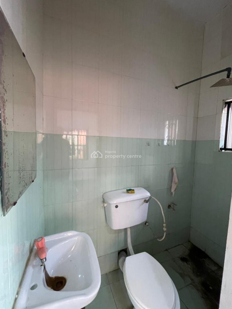 a Room Bq, Chevy View Eatate, Chevron Drive, Lekki, Lagos, Self Contain (single Rooms) for Rent