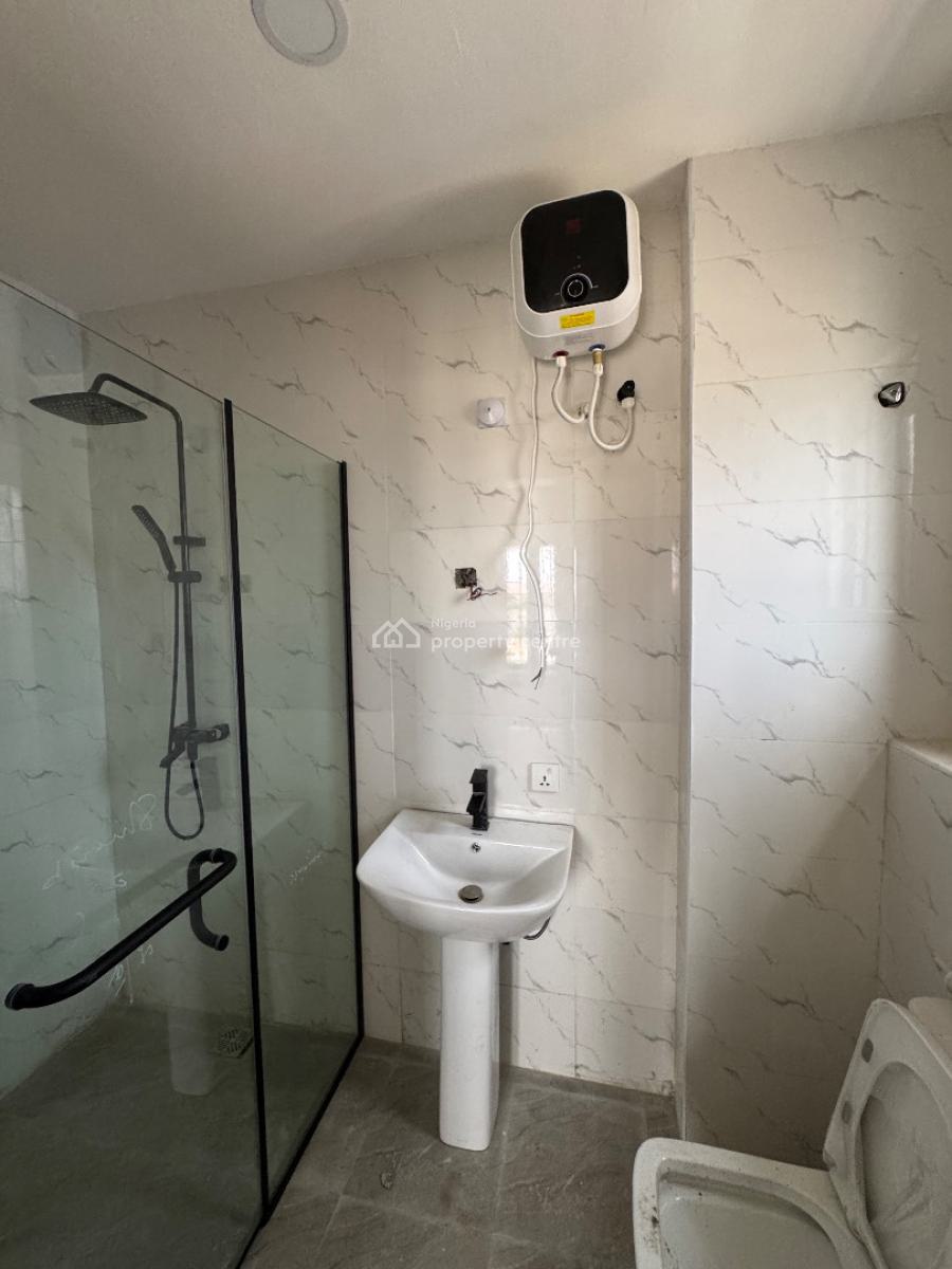 Newly Built 3 Bedroom Apartment with Bq, Lekki Phase 1, Lekki, Lagos, Flat / Apartment for Rent