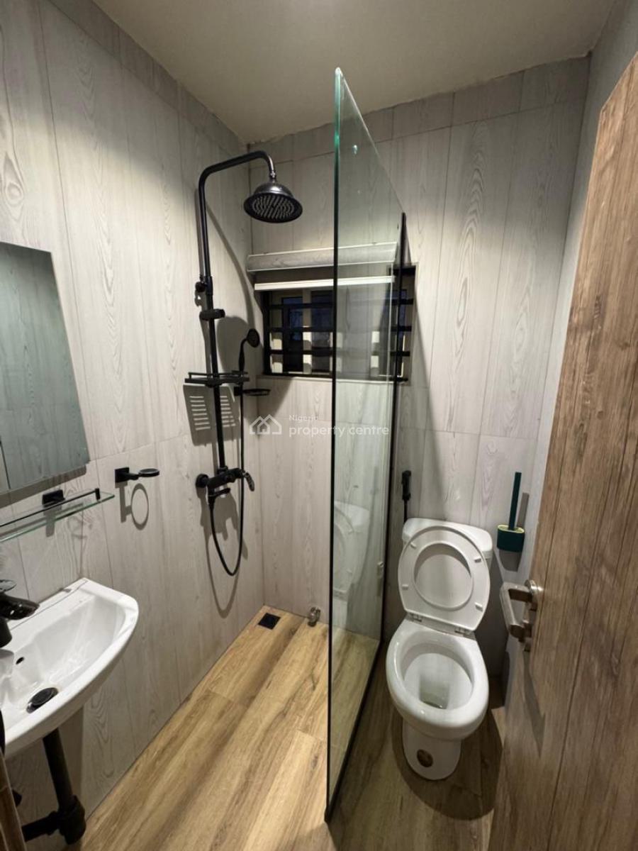 Two  Bedrooms Semi Detached Duplex with Lounge and Gym Equipment, Lekki Phase 1, Lekki, Lagos, Flat / Apartment Short Let