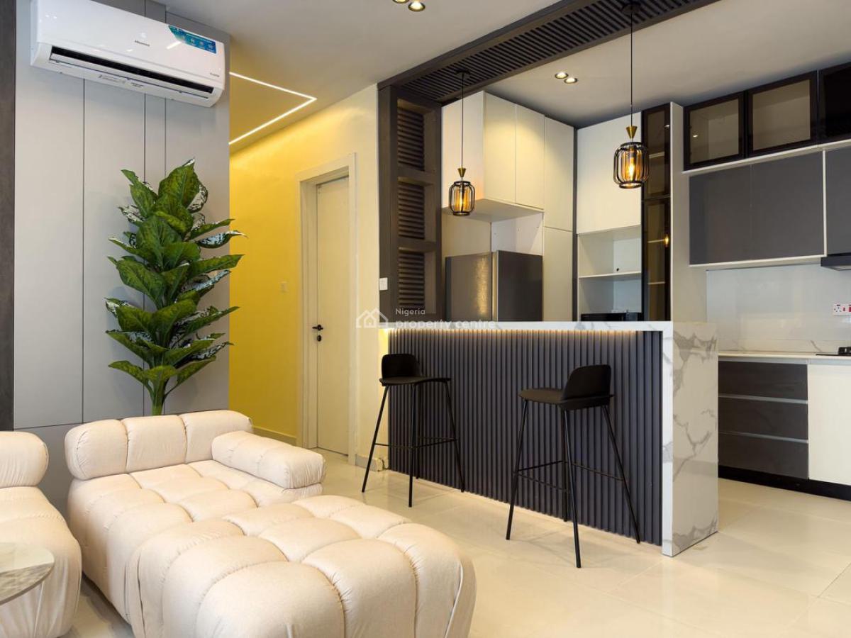 Luxury 1 Bedroom Beach View, Pool, Snooker, Tennis Courts, Balcon, Lekki Phase 1, Lekki, Lagos, Flat / Apartment Short Let