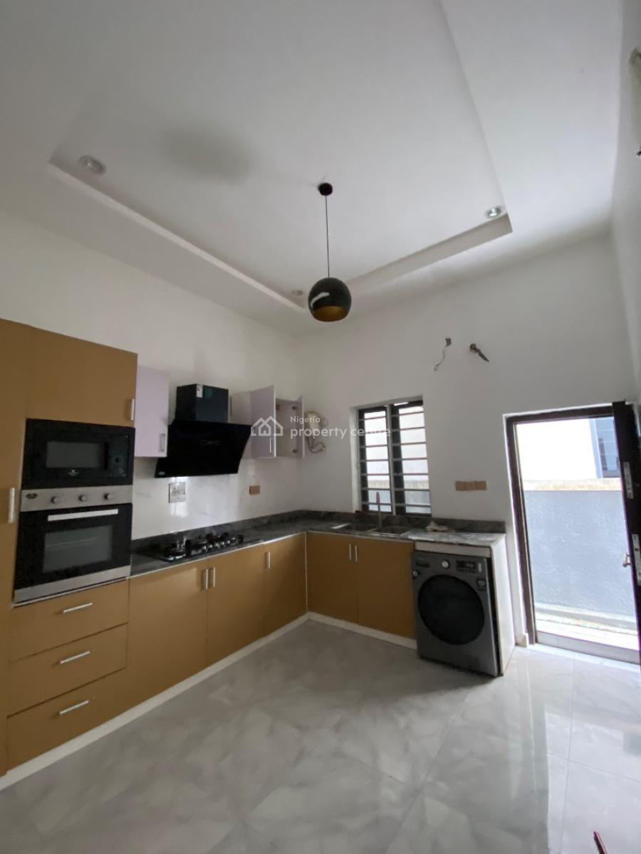 Spacious 4 Bedroom Semi Detached Duplex with Bq, Chevron, Lekki Phase 2, Lekki, Lagos, Semi-detached Duplex for Rent