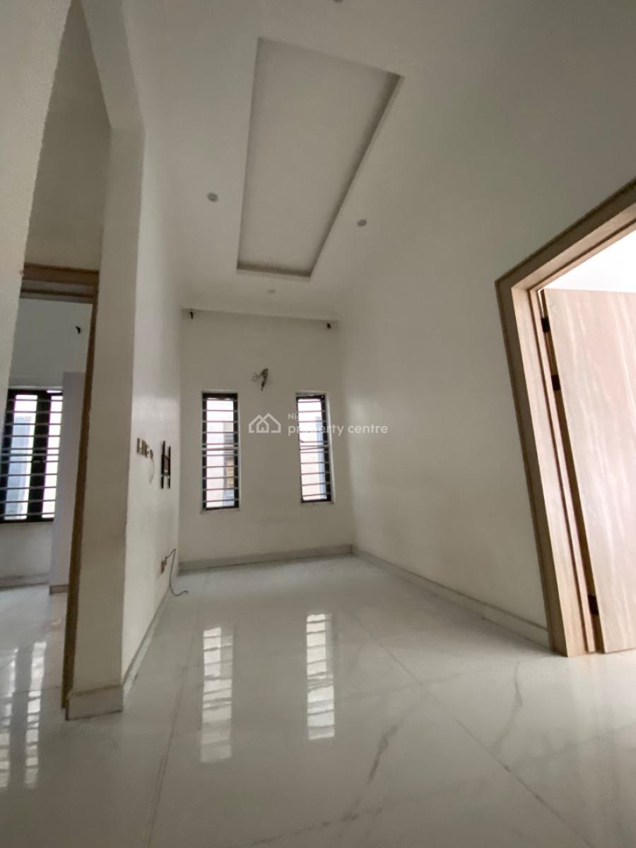 Spacious 4 Bedroom Semi Detached Duplex with Bq, Chevron, Lekki Phase 2, Lekki, Lagos, Semi-detached Duplex for Rent