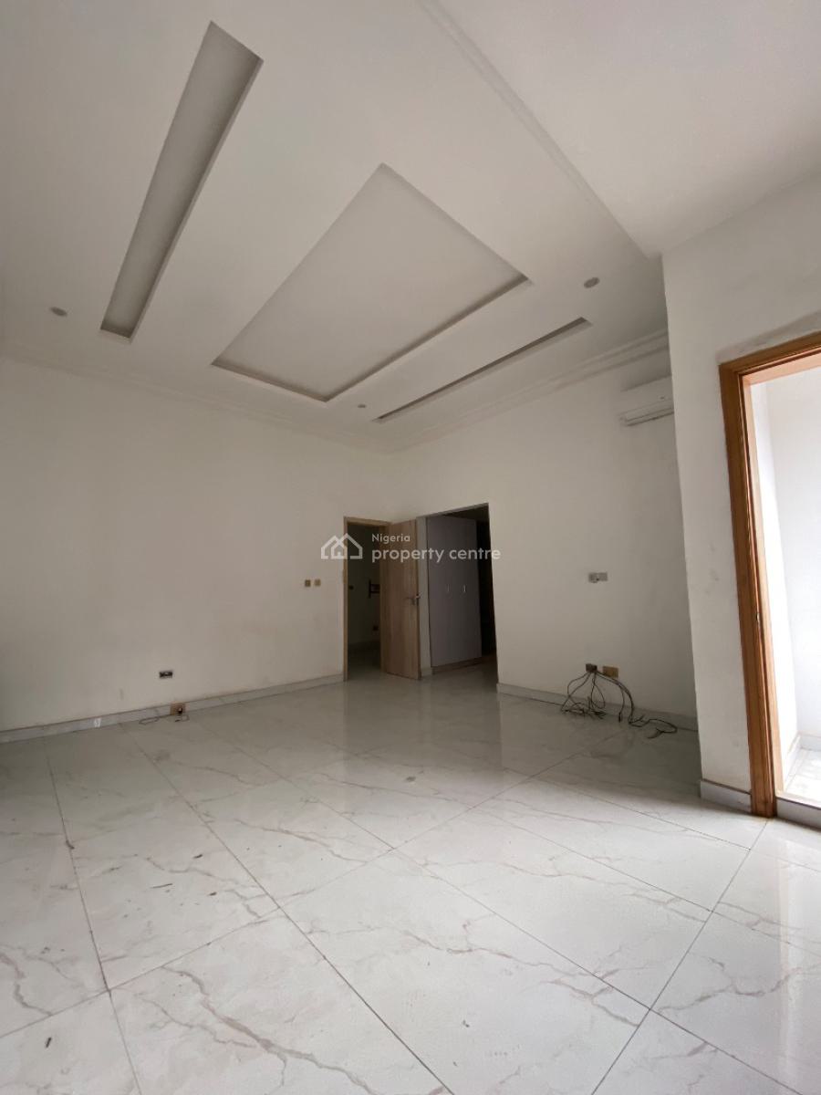 Spacious 4 Bedroom Semi Detached Duplex with Bq, Chevron, Lekki Phase 2, Lekki, Lagos, Semi-detached Duplex for Rent