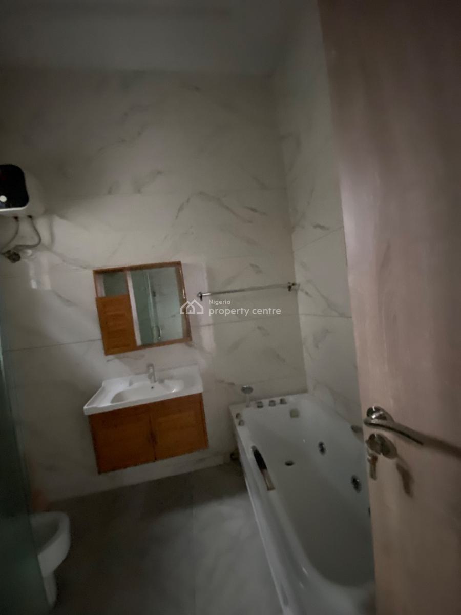 Spacious 4 Bedroom Semi Detached Duplex with Bq, Chevron, Lekki Phase 2, Lekki, Lagos, Semi-detached Duplex for Rent