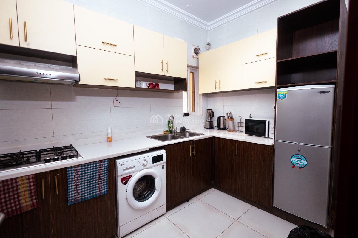 Beach View ️2 Bedroom Apartment with Ps5 , Snooker / Table Tennis, Victoria Island (vi), Lagos, Flat / Apartment Short Let