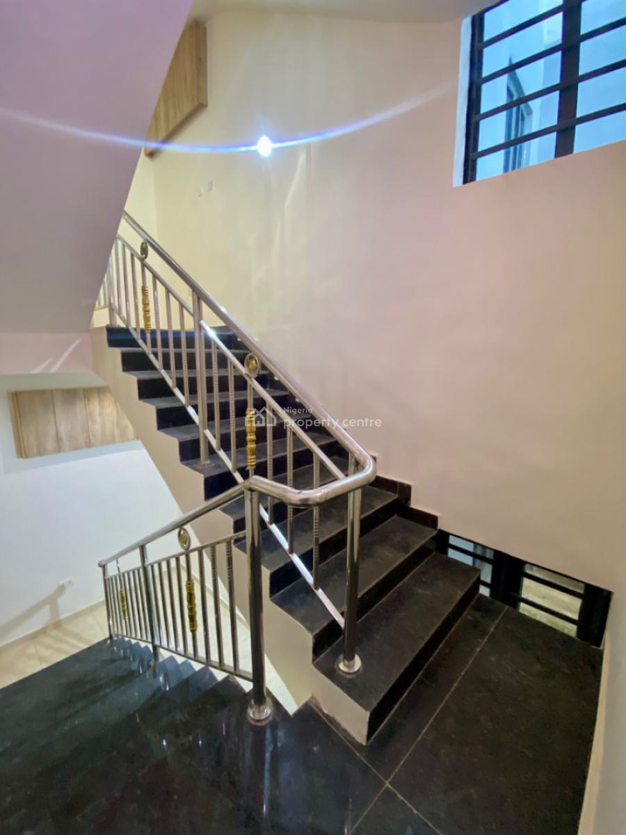 Luxury 4 Bedroom Terrace +1 Bq with Big Private Backyard, Pay & Park in, Opp Shell Corp Estate, Gaduwa, Abuja, Terraced Duplex for Rent