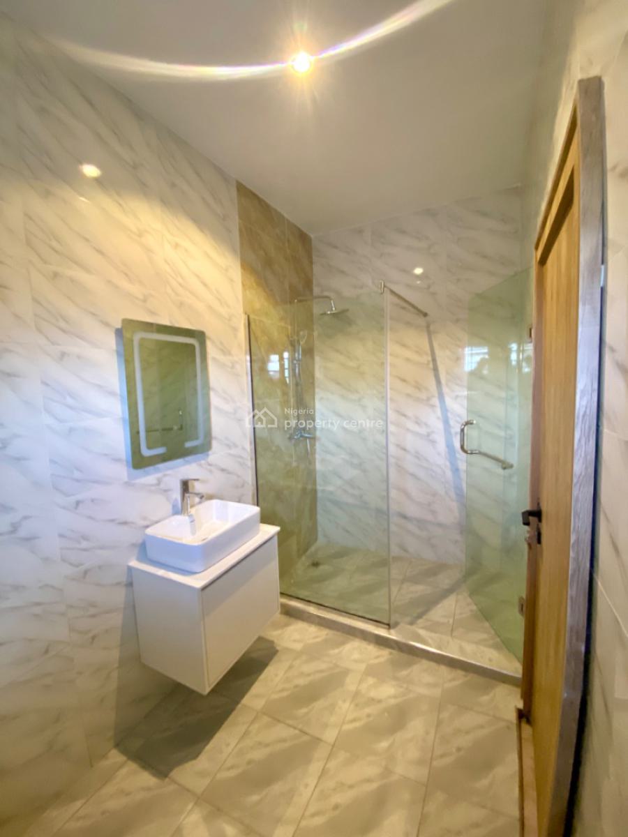 Luxury 4 Bedroom Terrace +1 Bq with Big Private Backyard, Pay & Park in, Opp Shell Corp Estate, Gaduwa, Abuja, Terraced Duplex for Rent