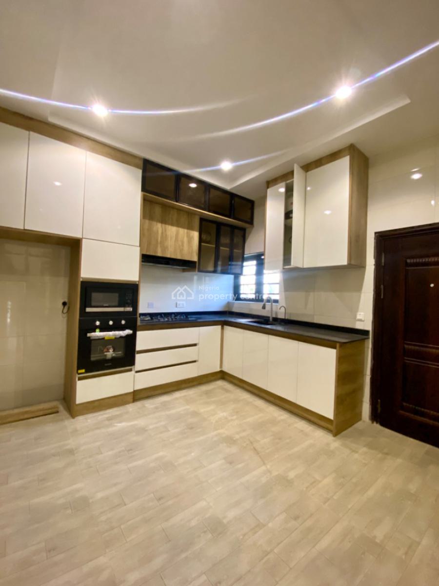 Luxury 4 Bedroom Terrace +1 Bq with Big Private Backyard, Pay & Park in, Opp Shell Corp Estate, Gaduwa, Abuja, Terraced Duplex for Rent