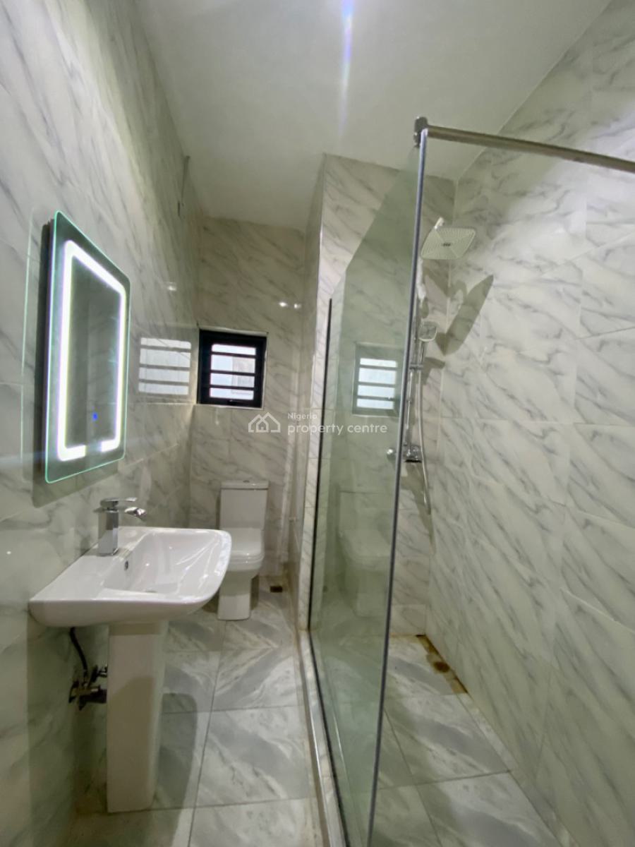 Luxury 4 Bedroom Terrace +1 Bq with Big Private Backyard, Pay & Park in, Opp Shell Corp Estate, Gaduwa, Abuja, Terraced Duplex for Rent