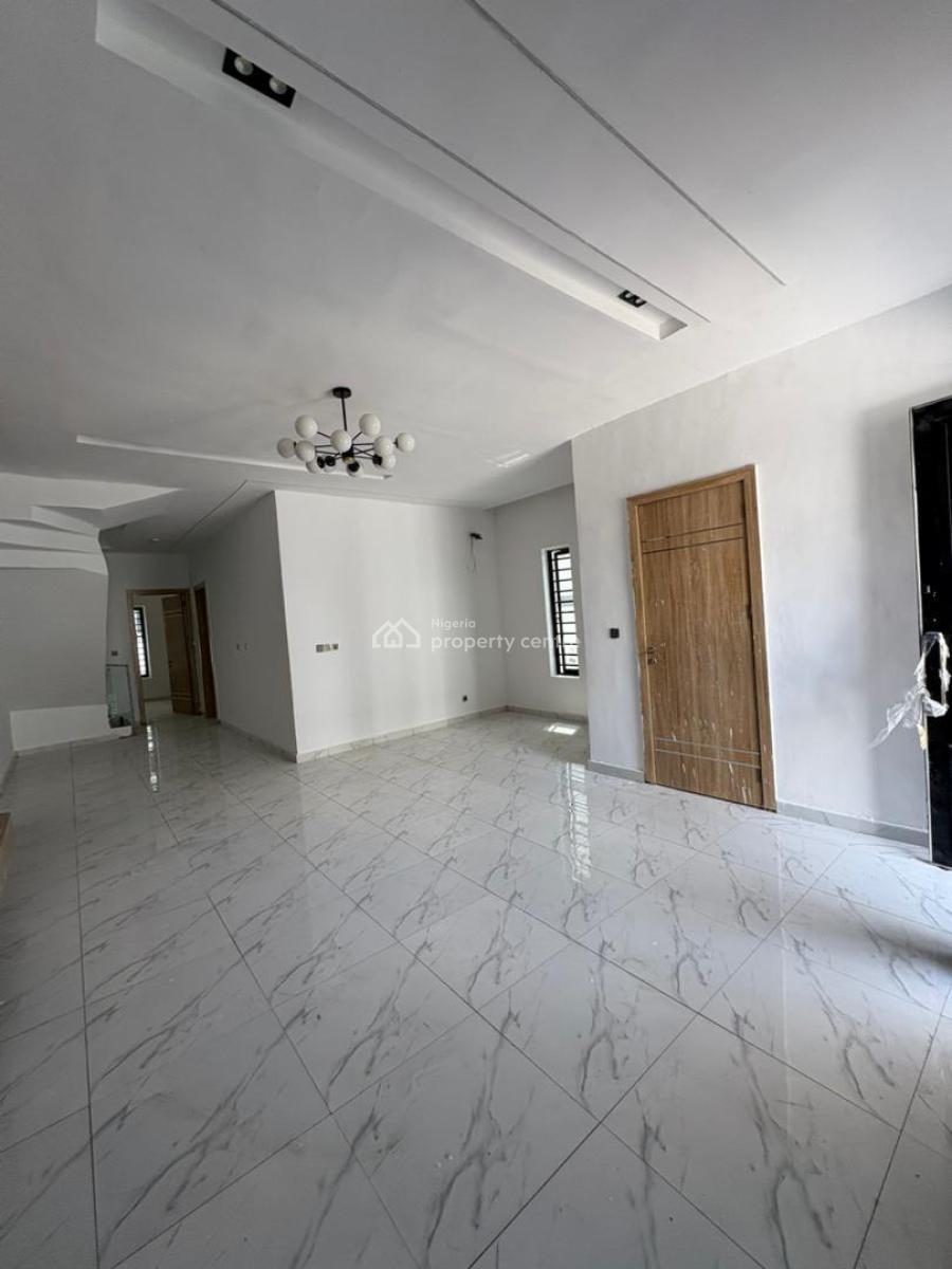 Exclusive Luxury: 5 Bedrooms Duplex with Bq & Swimming Pool, Orchid, Lekki, Lagos, Semi-detached Duplex for Sale