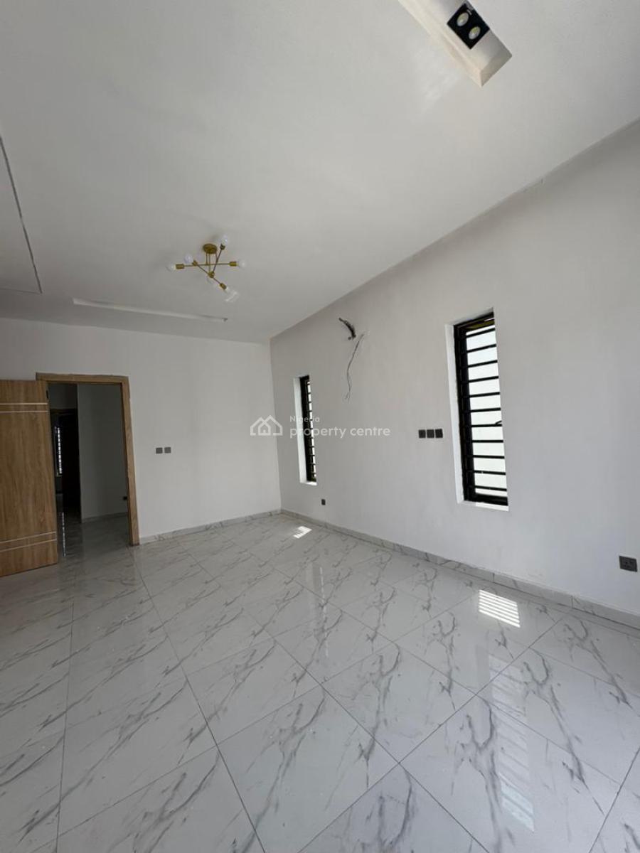 Exclusive Luxury: 5 Bedrooms Duplex with Bq & Swimming Pool, Orchid, Lekki, Lagos, Semi-detached Duplex for Sale