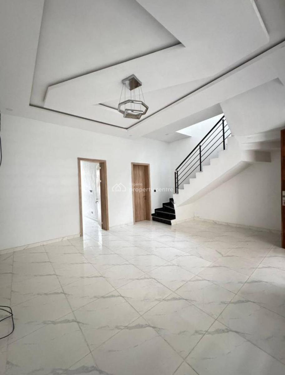 4 Bedrooms Terrace Duplex, Ikota, Lekki, Lagos, Terraced Duplex for Sale