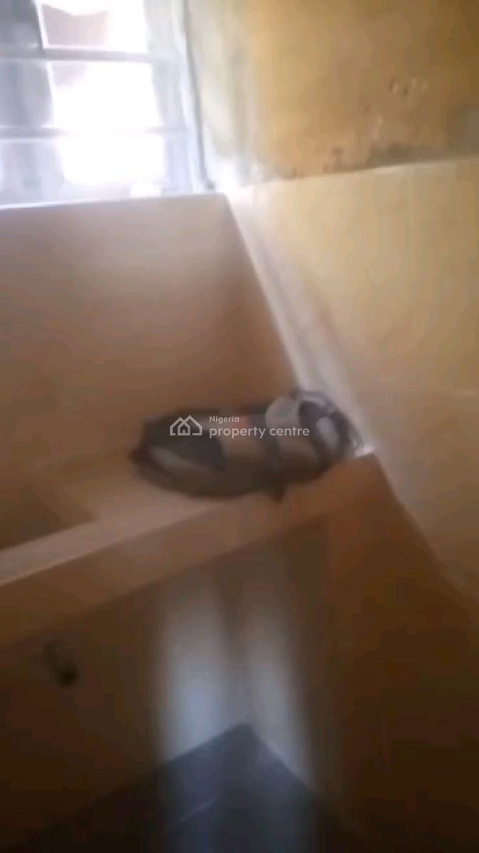 Standard and Spacious Mini Flat, Adekunle, Yaba, Lagos, Mini Flat (room and Parlour) for Rent