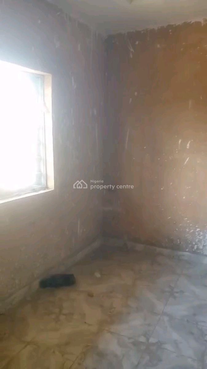 Standard and Spacious Mini Flat, Adekunle, Yaba, Lagos, Mini Flat (room and Parlour) for Rent