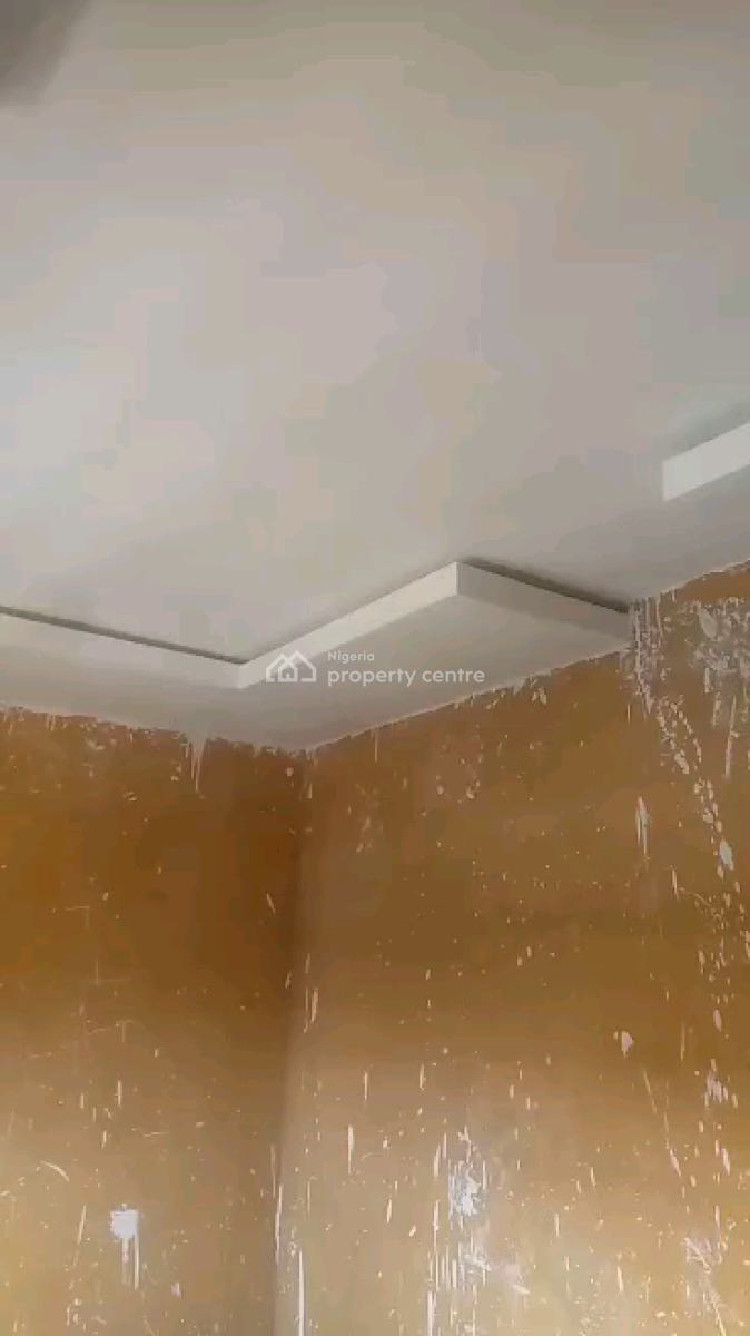 Standard and Spacious Mini Flat, Adekunle, Yaba, Lagos, Mini Flat (room and Parlour) for Rent