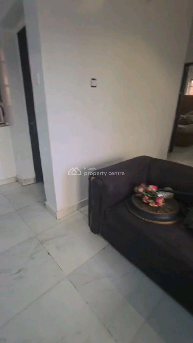 Standard and Spacious 2 Bedroom Flat, Mushin Toll Gate, Mushin, Lagos, Flat / Apartment for Rent