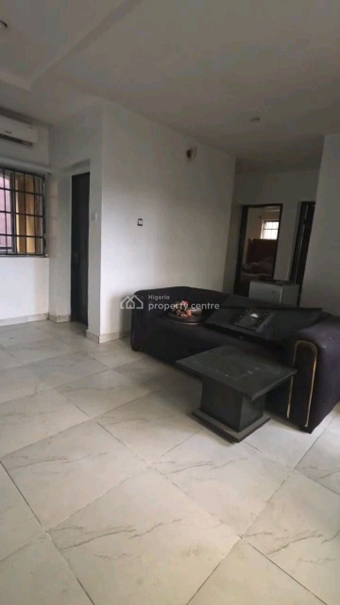 Standard and Spacious 2 Bedroom Flat, Mushin Toll Gate, Mushin, Lagos, Flat / Apartment for Rent