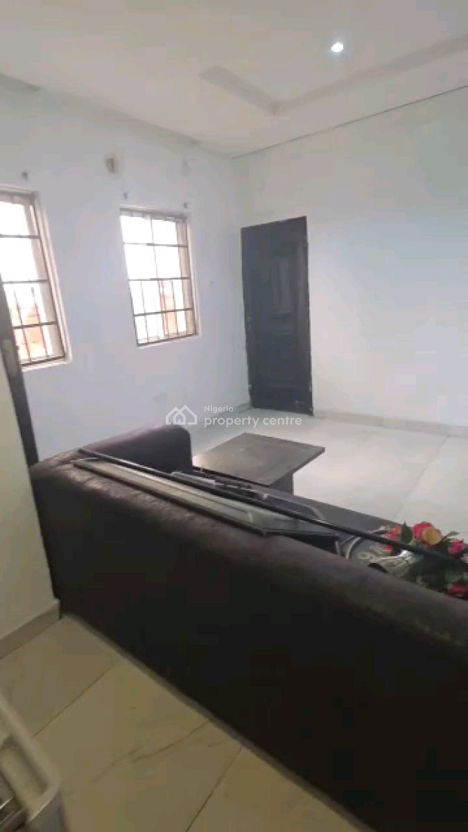 Standard and Spacious 2 Bedroom Flat, Mushin Toll Gate, Mushin, Lagos, Flat / Apartment for Rent