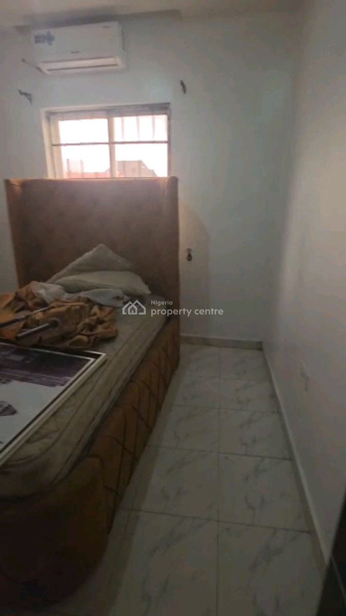 Standard and Spacious 2 Bedroom Flat, Mushin Toll Gate, Mushin, Lagos, Flat / Apartment for Rent