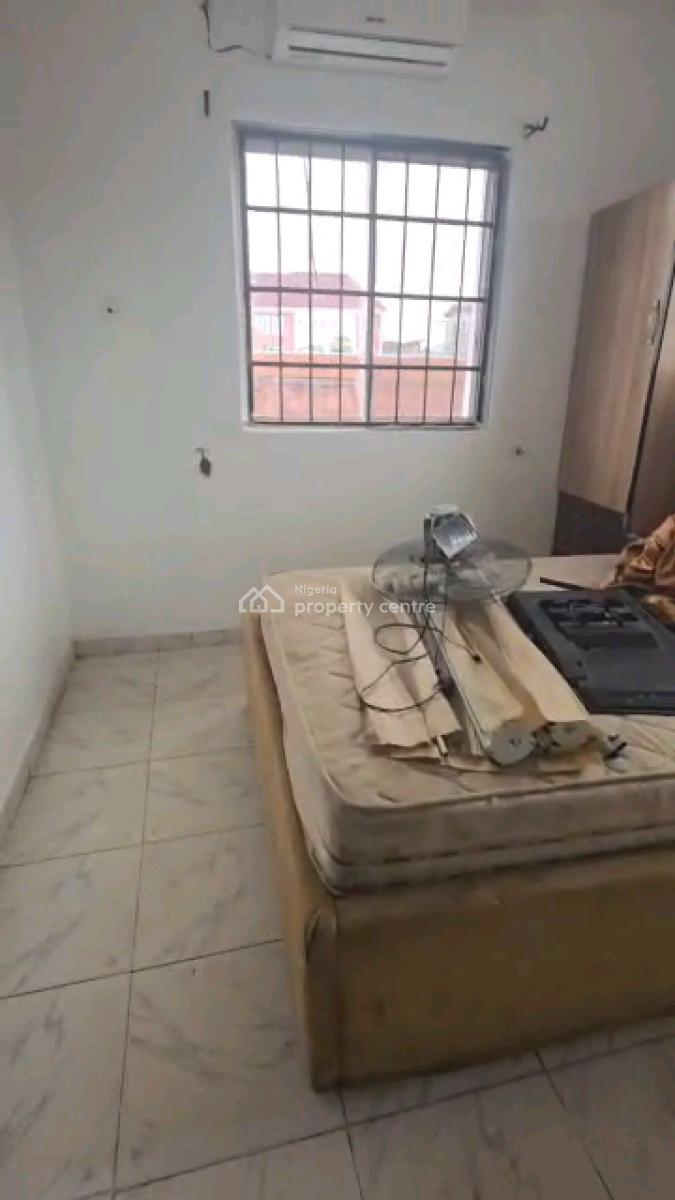 Standard and Spacious 2 Bedroom Flat, Mushin Toll Gate, Mushin, Lagos, Flat / Apartment for Rent