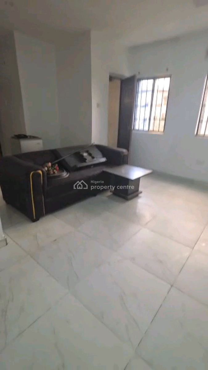 Standard and Spacious 2 Bedroom Flat, Mushin Toll Gate, Mushin, Lagos, Flat / Apartment for Rent