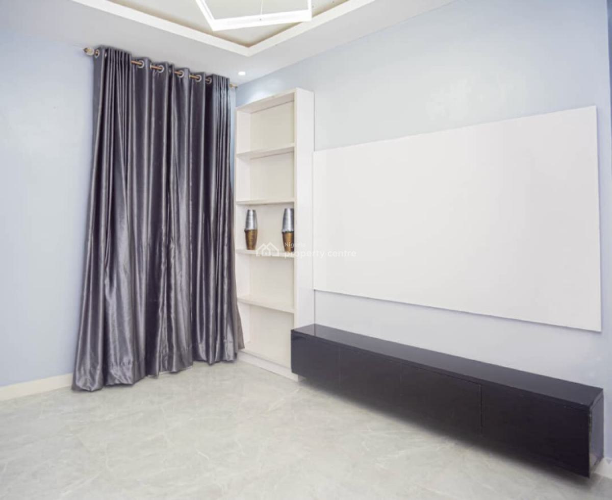 4 Bedroom Maisonette Apartment, Off Admiralty Way, Lekki Phase 1, Lekki, Lagos, Flat / Apartment for Sale