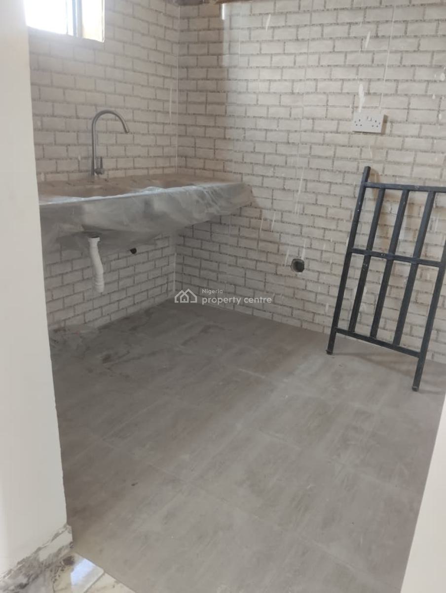 Newly Built and Tastefully Finished 2 Bedroom Flat, Akoka, Yaba, Lagos, Flat / Apartment for Rent