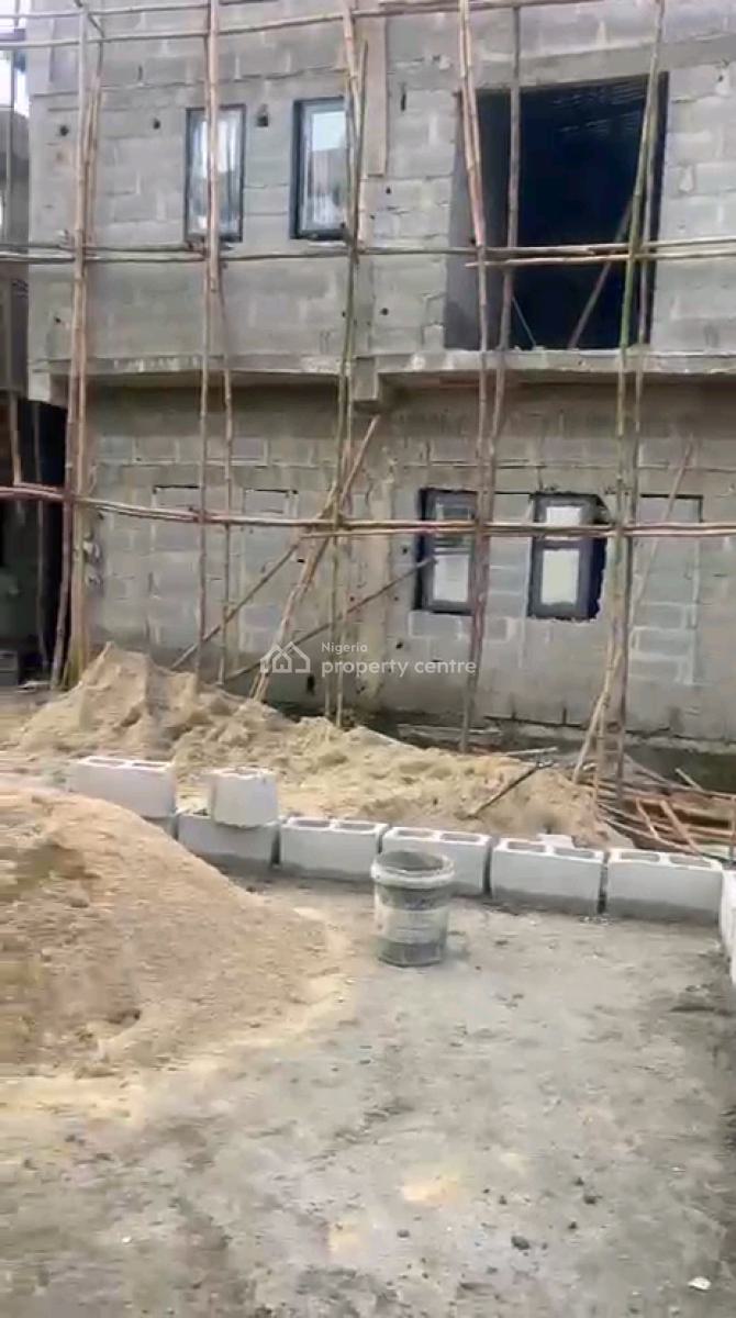 Contemporary 2 Bedroom Apartment, Long Lease, Obanikoro, Shomolu, Lagos, Flat / Apartment for Sale