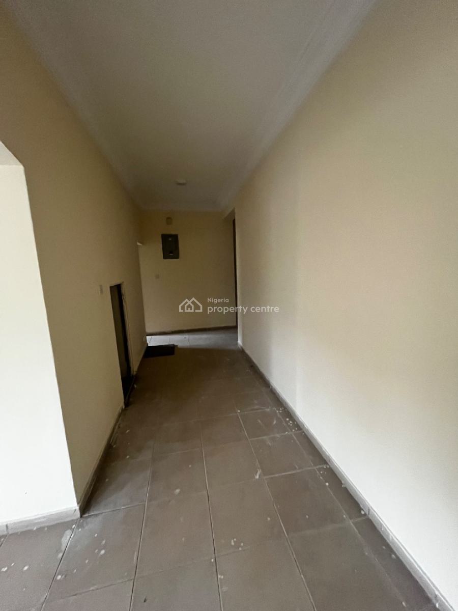 Spacious 3 Bedroom Flat, Ajah, Lagos, Flat / Apartment for Rent