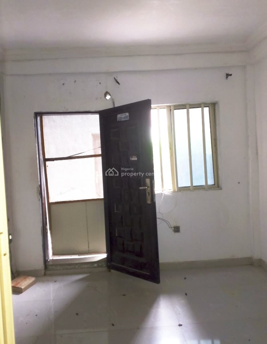 Nice and Standard Self Contain with Kitchen, Agungi, Lekki, Lagos, Self Contain (single Rooms) for Rent
