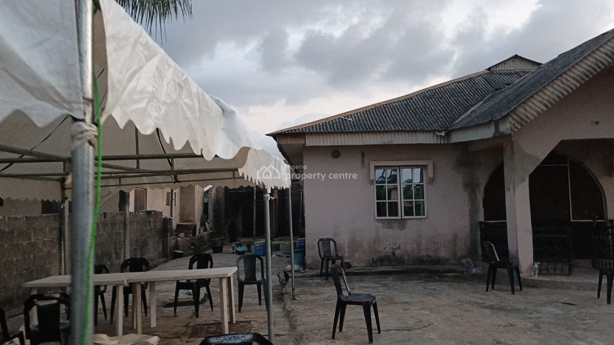 Commercial Full Plot of Land Facing Main Road with 3bedroom Flat, Facing Offin-oreta Main Road, Igbogbo, Ikorodu, Lagos, Mixed-use Land for Sale