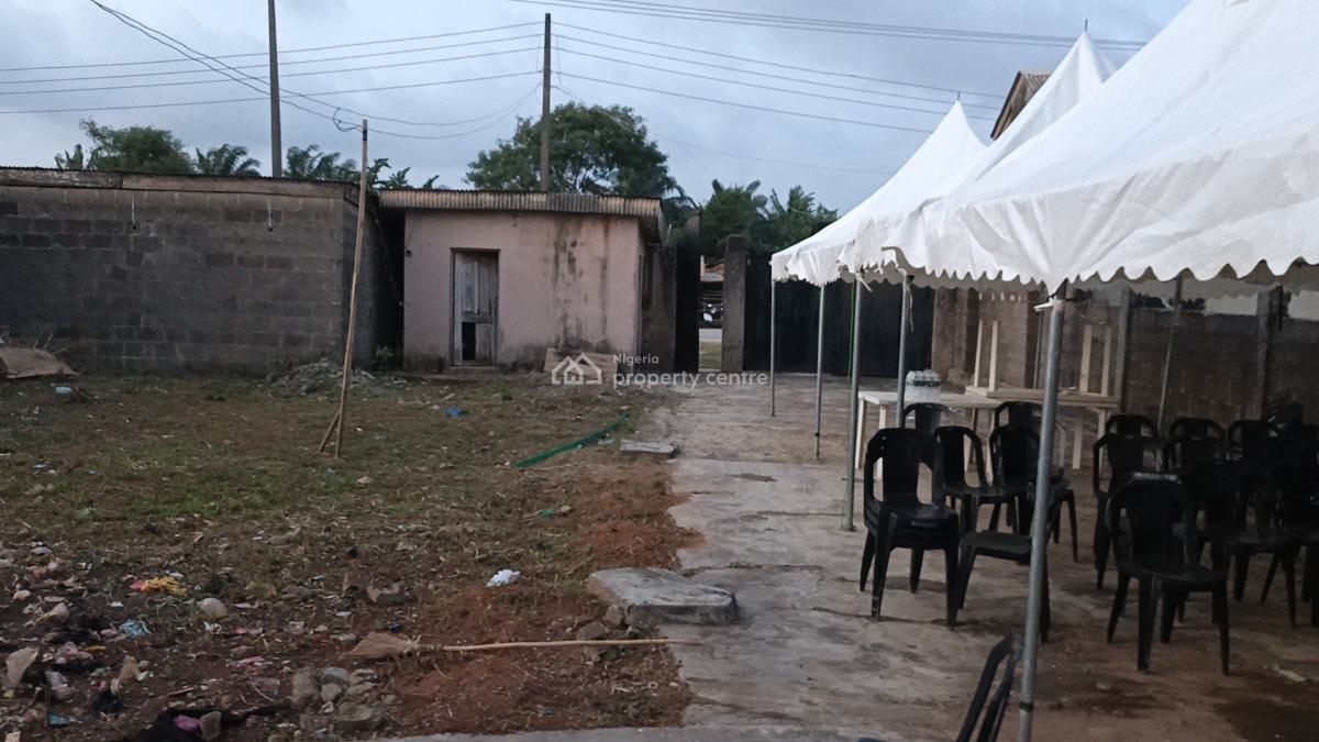 Commercial Full Plot of Land Facing Main Road with 3bedroom Flat, Facing Offin-oreta Main Road, Igbogbo, Ikorodu, Lagos, Mixed-use Land for Sale