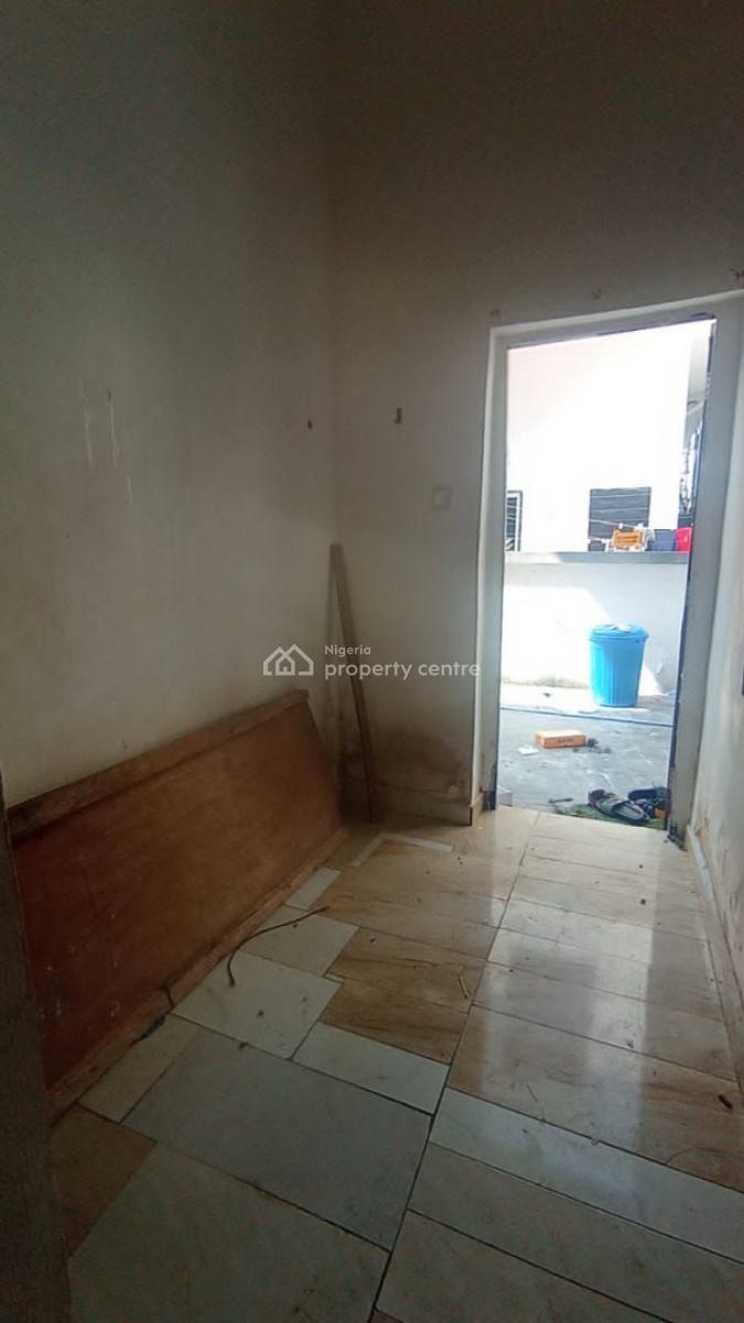Standard Bq, Chevron Alternative, Lekki Phase 2, Lekki, Lagos, Self Contain (single Rooms) for Rent