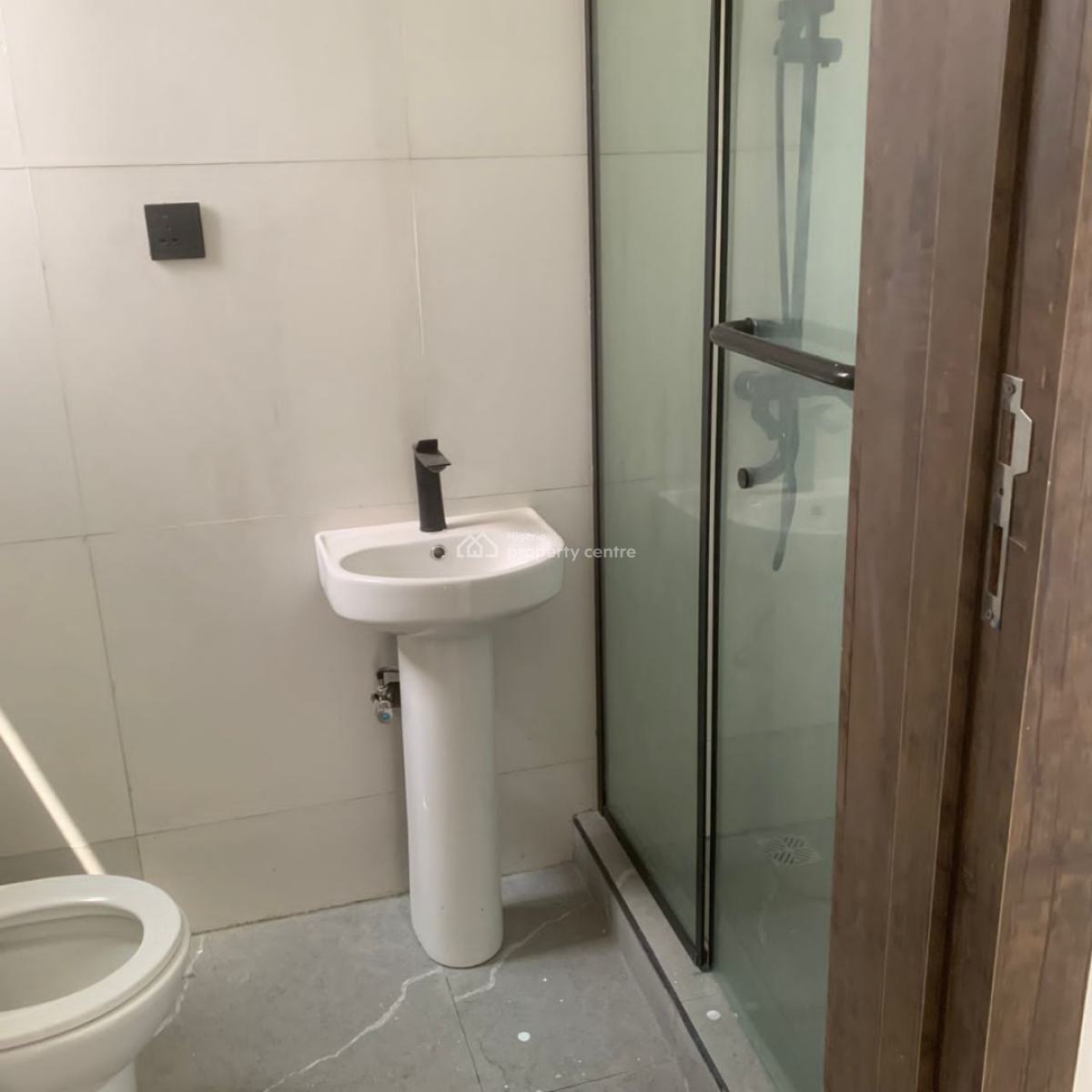 Exquisite 4 Bedroom Semi-detached Duplex with Bq, Ajah, Lekki Phase 2, Lekki, Lagos, Semi-detached Duplex for Sale