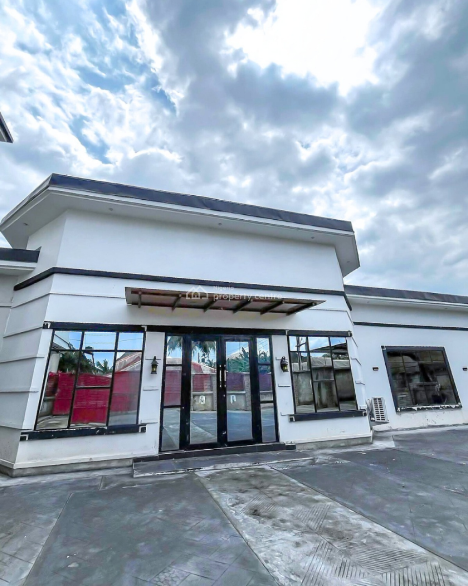 Lounge with Vip Bar, Restaurant, Salon & 4 Rooms, Ada George, Port Harcourt, Rivers, Restaurant / Bar for Sale