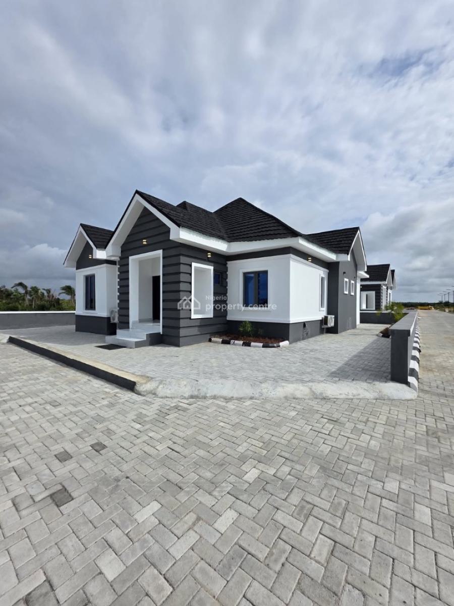 Three Bedroom Fully Detached Bungalow with Swimming Pool, Lekki Epe Express Way, Eleranigbe, Ibeju Lekki, Lagos, Detached Bungalow for Sale