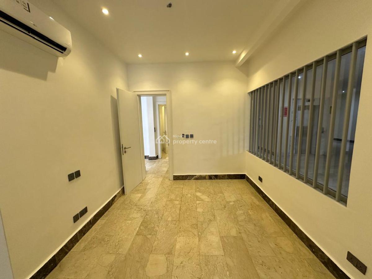 Diplomatic 2 Bedroom Serviced and Spacious Apartment, Maitama District, Abuja, Flat / Apartment for Rent