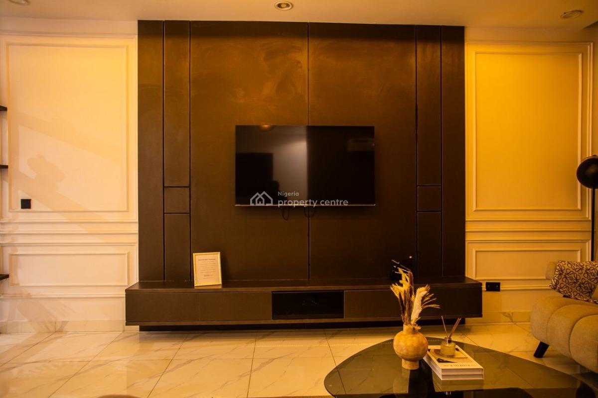 Luxury 2 Bedroom Serviced Apartment, Lekki Phase 1, 10 Minutes Drive to Clubs and Beaches, Lekki Phase 1, Lekki, Lagos, Flat / Apartment Short Let