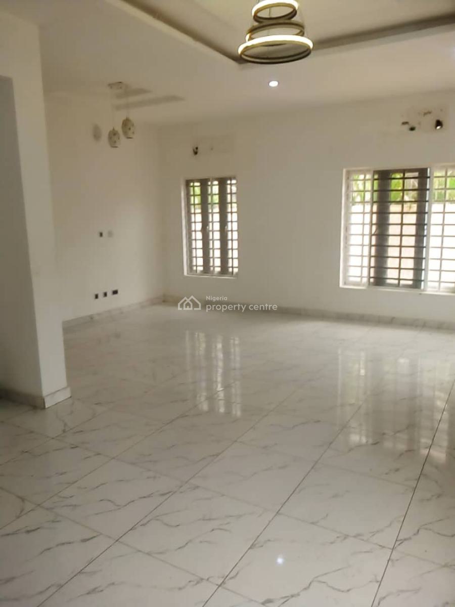 3 Bedroom Apartment with a Room Bq, Estate, Victoria Island (vi), Lagos, Flat / Apartment for Rent