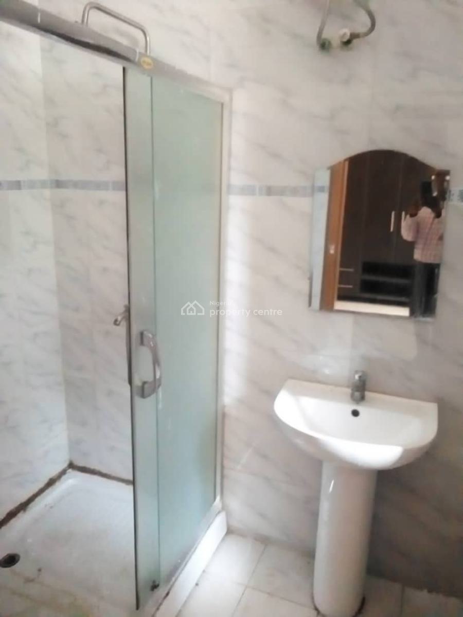 3 Bedroom Apartment with a Room Bq, Estate, Victoria Island (vi), Lagos, Flat / Apartment for Rent