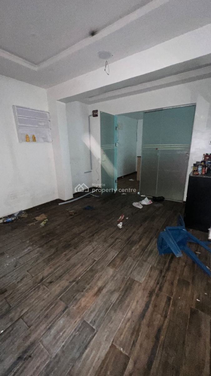 Restaurant Space, Off Admiralty Way, Lekki Phase 1, Lekki, Lagos, Restaurant / Bar for Rent