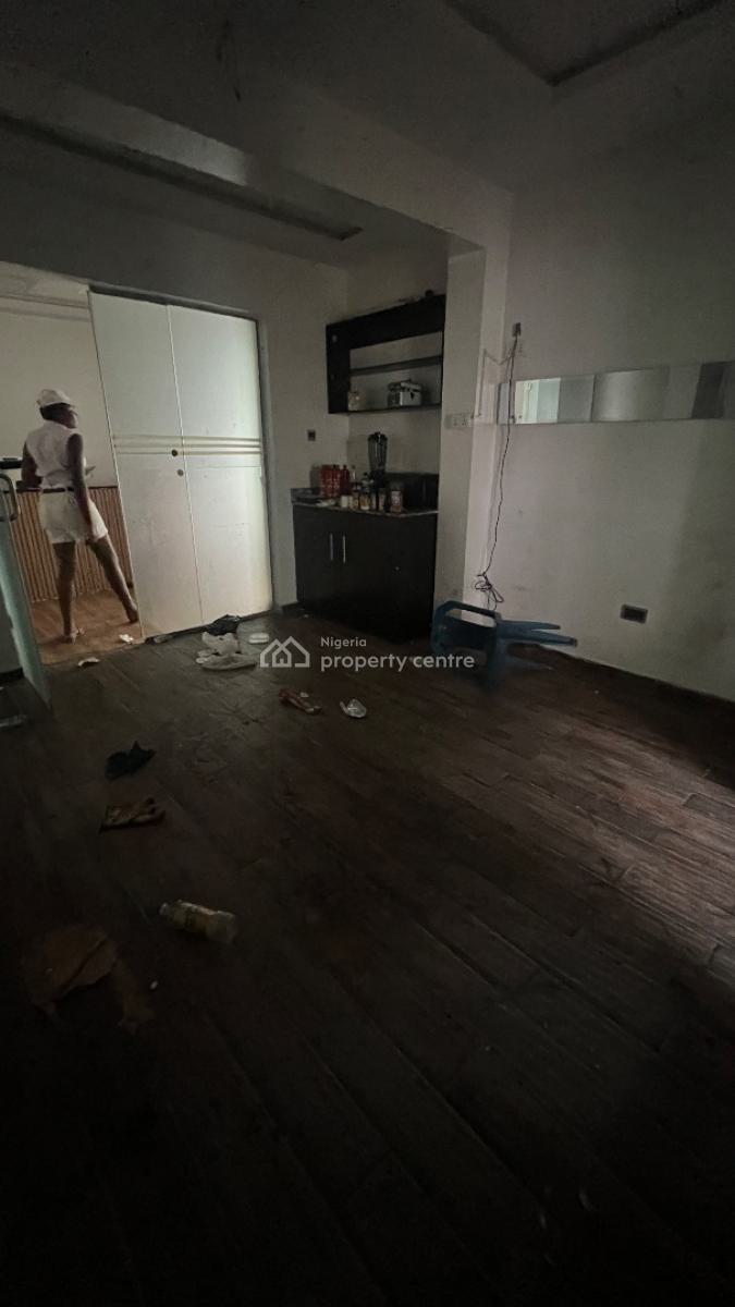 Restaurant Space, Off Admiralty Way, Lekki Phase 1, Lekki, Lagos, Restaurant / Bar for Rent