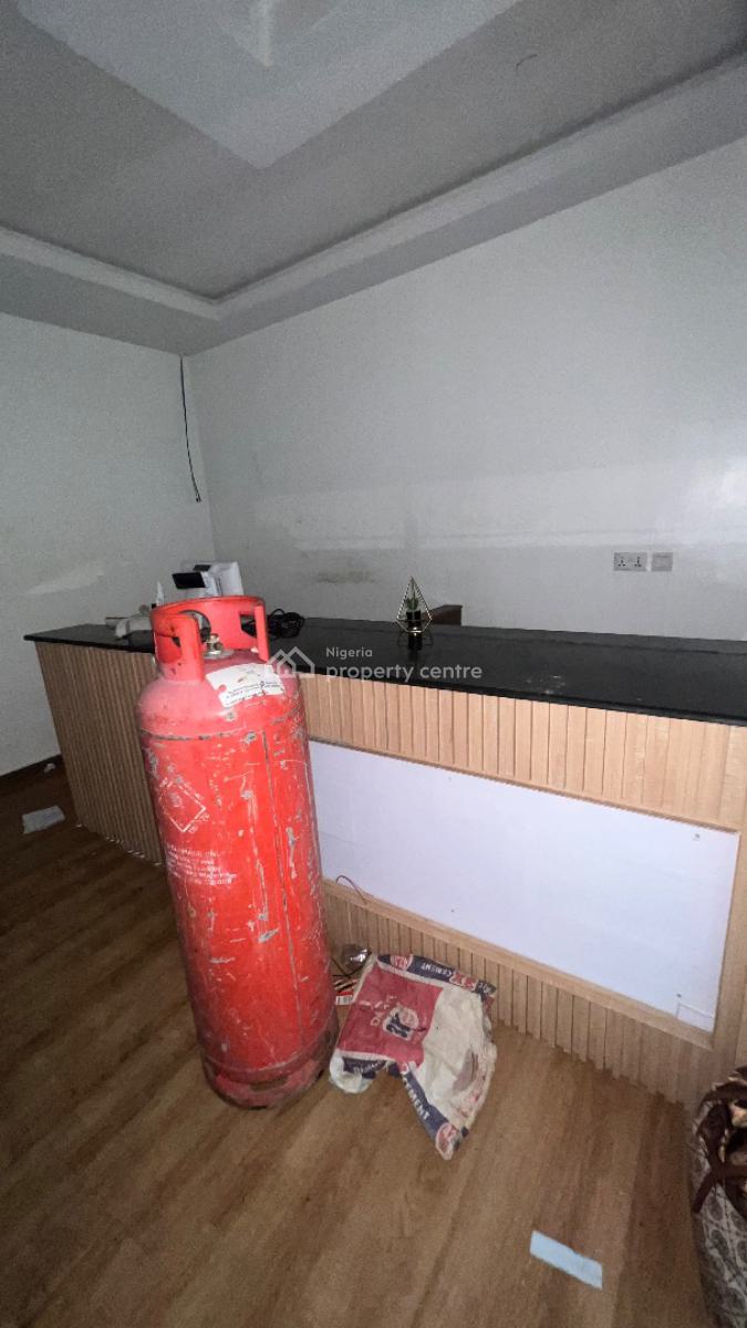 Restaurant Space, Off Admiralty Way, Lekki Phase 1, Lekki, Lagos, Restaurant / Bar for Rent