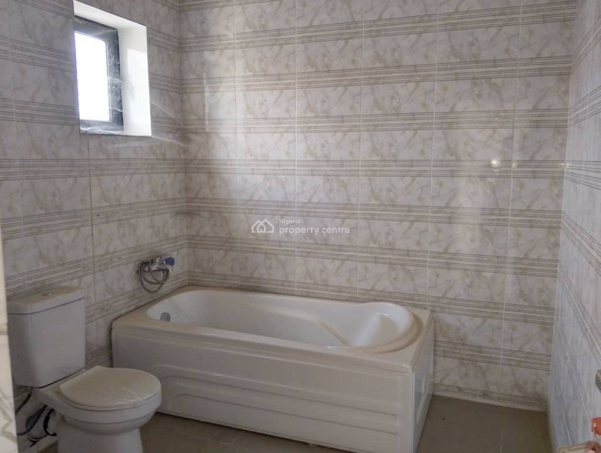 4 Bedroom Terrace with 1room Bq on 3 Floors at Abuja, Maya’s Hill Estate Guzape Abuja Federal Capital Territory, Guzape District, Abuja, Terraced Duplex for Sale